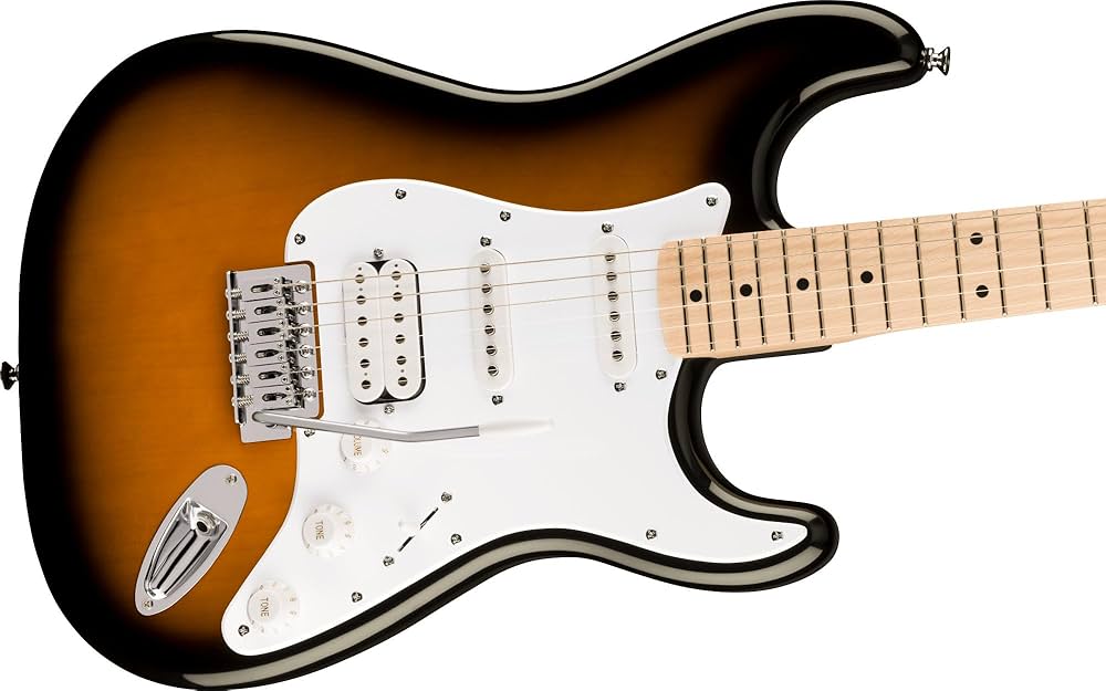 Fen *0373202503 (Sonic Stratocaster HSS FSR Maple Fingerboard White Pickguard 2 Tone Sunburst)