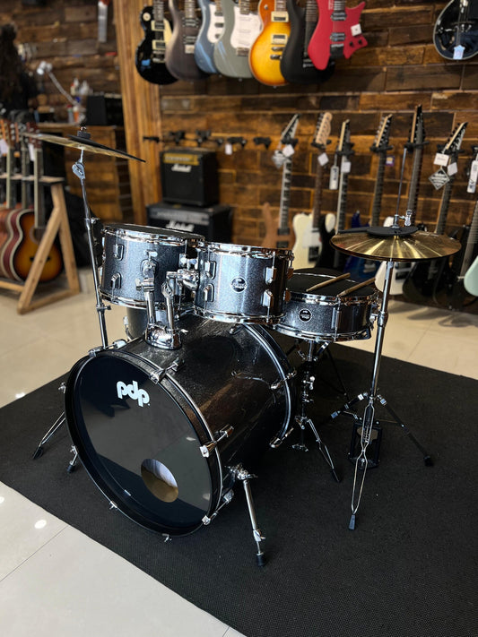 Pacific Drums And Percussion PDCE2015KT 5 Piece Center Stage Series Complete Acoustic Drumkit (Rent Only)