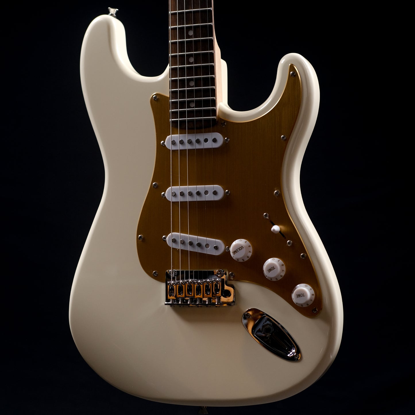 Magna ST62R Stratway Pro White - Roseacer Strydom
