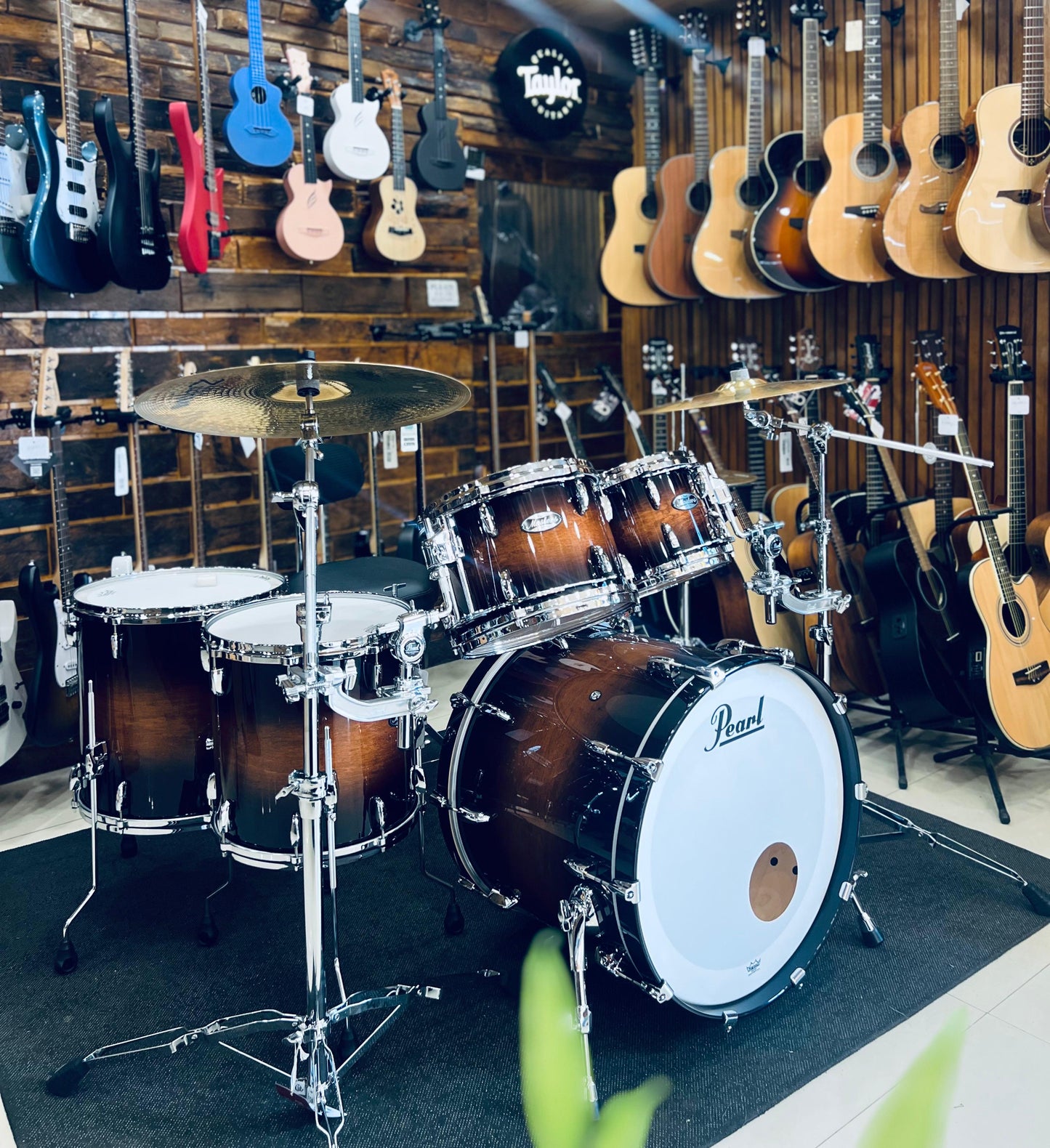 Pearls Masters Drum Kit MM6P924XESP-L/C (310) (FOR RENT ONLY)